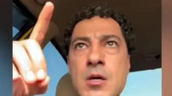 فیلم/نوید محمدزاده بعد از ماجرای پدر همسرش دوباره آفتابی شد / اینستاگرام آقای بازیگر از دی اکتیو به اکتیو تغییر حالت داد!