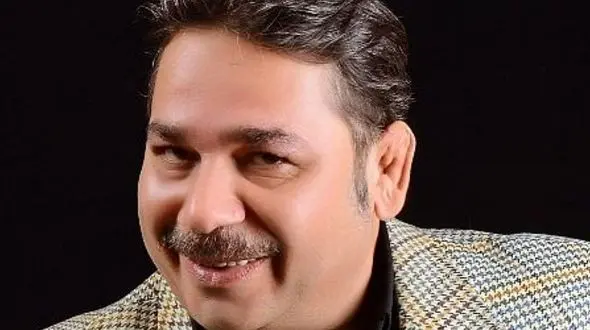 عکس/ نگاهی به موتور سیکلت جذاب داریوش سلیمی، هنرپیشه معروف تلویزیون/ مثل خودش خفنه