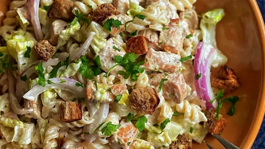 فیلم طرز تهیه سالاد ماکارانی خوشمزه