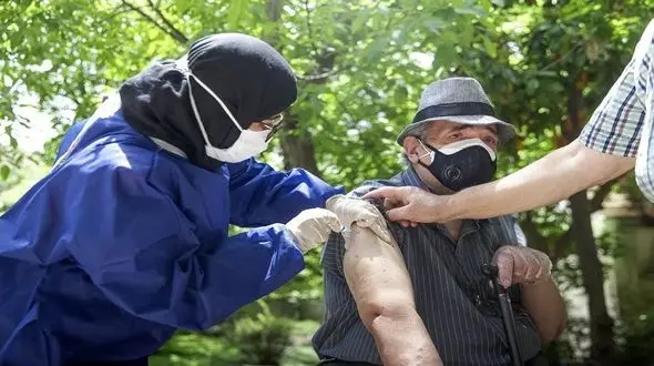 واکسیناسیون در ایران مهارکننده نیست / محرز: با تاخیر بیش از دو هفته ای در تزریق دز دوم، باید دُز اول از ابتدا تزریق شود + صوت