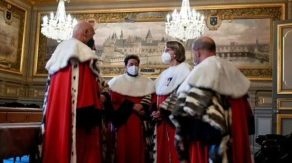  ۲۰ آتش‌نشان به دختر ۱۳ ساله رحم نکردند / آنها در صحنه نجات چه کردند ؟!