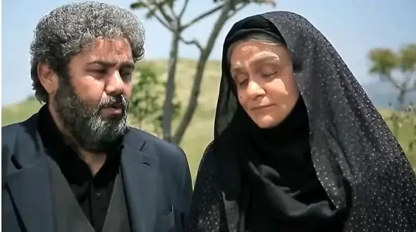 عکس ها / چهره واقعی و تیپ و استایل فانتزی «آق ننه» سریال آنام خارج از سریال / رها شادخواه با شوهر خوشتیپ و پسر جذابش 