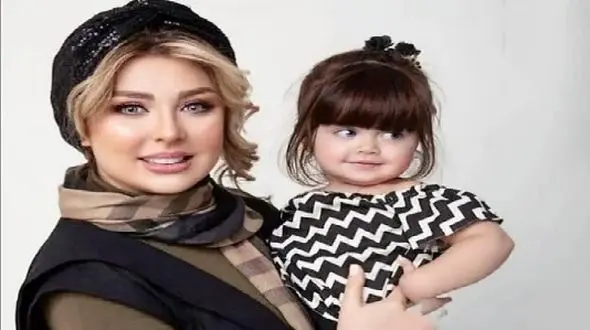 آواز شاد؛ دختر عروسک نیوشا ضیغمی تو کنسرت جوری همخونی کرد بلندگو بدن بهش میترکونه بلا