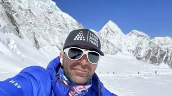 قله ماکالو این کوهنورد را بلعید / دو هفته جست و جوی نافرجام برای یافتن ابوالفضل گوزلی