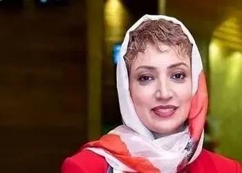 فیلم ترانه خوانی نگار عابدی و متین ستوده از همایون شجریان / یک نفس می خوانند و می نوازنند آتشی در سینه دارم