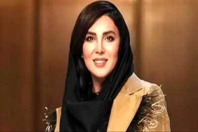 استایل کریسمسی لیلا بلوکات بازیگر نقش نفرتیتی یوسف پیامبر / خانم بازیگر خوش پوش و ترندی 17 سال پس از سریال