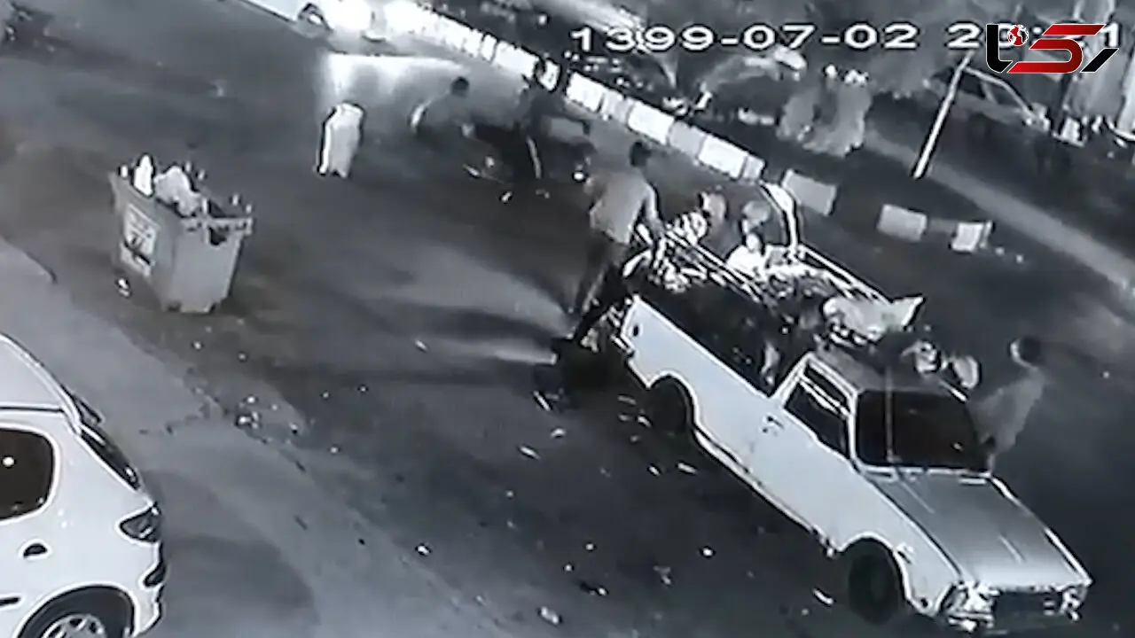 ویدئویی دلهره‌آور از زورگیری موبایل در آبادان / مردم حریف آنها نشدند