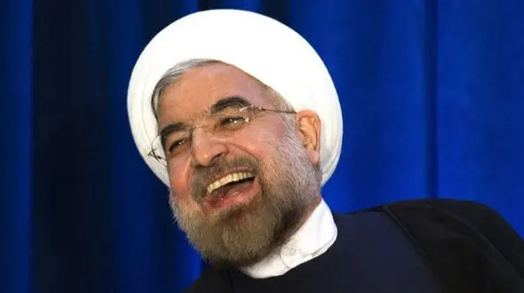 عکس/ مروری بر جشن تولد 71 سالگی حسن روحانی به عنوان تنها رئیس‌جمهوری که تولدش در آسمان برگزار شد!
