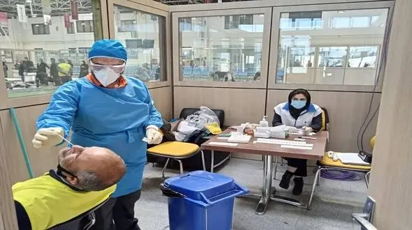 وزارت بهداشت: شاغلین واکسن‌نزده هر ۱۵ روز یکبار باید تست کرونا بدهند