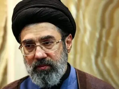 عکس های دیده نشده از  سیدمجتبی خامنه ای فرزند رهبری انقلاب / حماسه های از یاد رفته سید مجتبی 