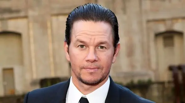 تاریخ اکران مرد شش میلیون دلاری مشخص شد +عکس