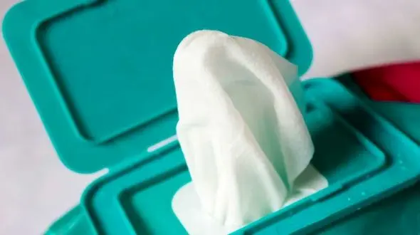 استفاده از دستمال مرطوب در انگلیس ممنوع شد!