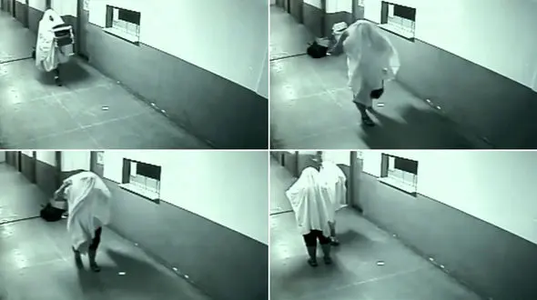 این دو شبح در ساختمان مرکز کامپیوتر ها چه می کردند+عکس