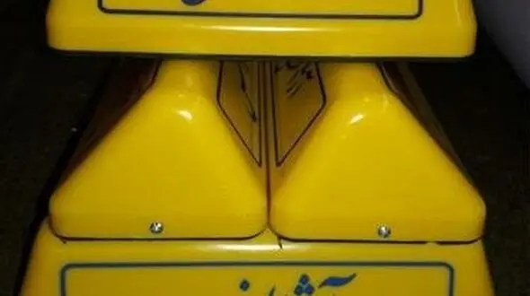 برخورد قانونی با کسانی که تابلوی آژانس روی خودروی شخصی نصب می کنند