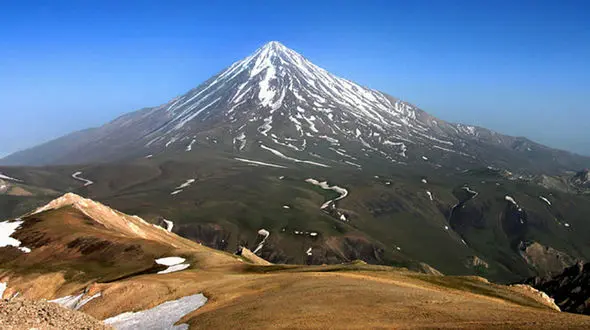 یک‌چهارم جمعیت کشور متاثر از فعال‌شدن آتشفشان دماوند!