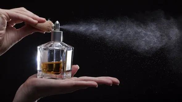 بوی عطرها با رنگ پوست در ارتباط است