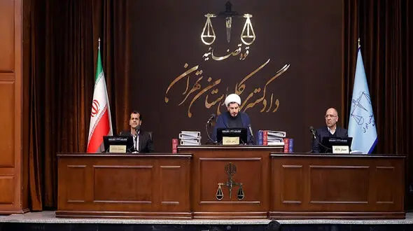 قاضی دادگاه منافقین: هیچ کشورِ عضو کنوانسیون مبارزه با تروریسم حق میزبانی از تروریست‌ها را ندارد؛ یا خودشان متهمان را محاکمه کنند یا آن‌ها را به ایران مسترد کنند