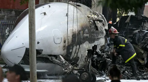 پایان تلخ یک پرواز / هواپیمای خالی از مسافر سقوط کرد + فیلم