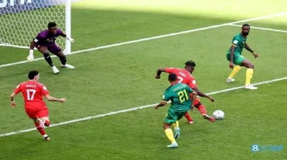 قهر گلر ملی پوش با سرمربی و از دست دادن جام جهانی / شیری که رام نشد ! +عکس