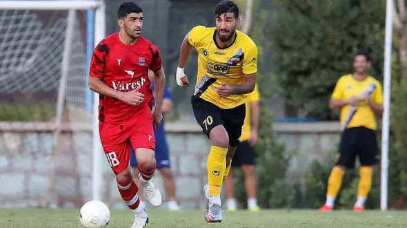 مغانلو در مسیر جدایی از سپاهان؟ 