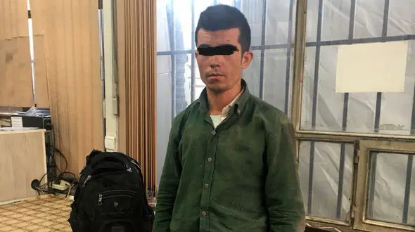 جاسازی یک تبعه خارجی زیر شاسی کانتینر در گمرک مرزی ایران لو رفت + عکس 