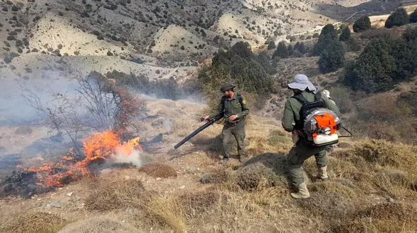 ۱۲ هکتار از مراتع قوچان در آتش سوخت