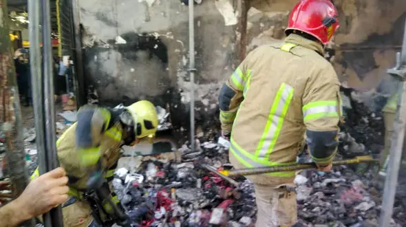 فیلم صحنه انفجار مرگبار در بازار گل / 2 گلفروش زیر آوار جان باختند