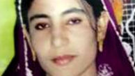  سنگسار زن 24 ساله  /  مجازات ناموسی توسط شوهر و برادران + عکس / پاکستان