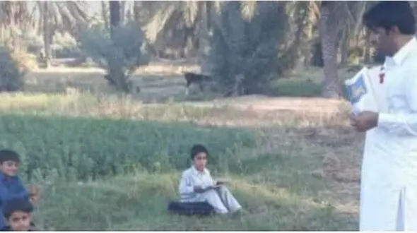 معلم وظیفه شناس خوزستانی سوژه فضای مجازی شد +عکس