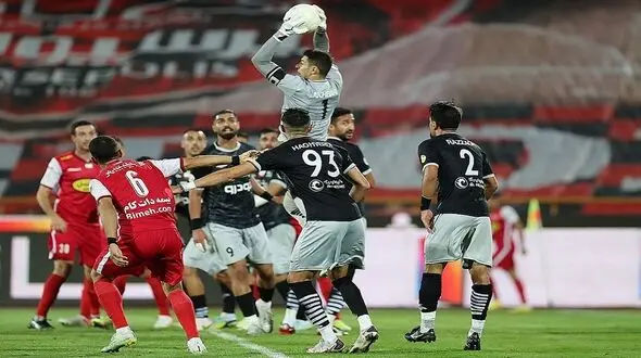 کاراگاه گجت در تیم ملی ایران ؟!