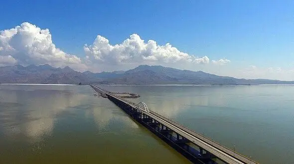 «23 سد» آب را به روی «دریاچه ارومیه» بستند!