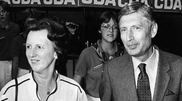 خودکشی همزمان نخست‌وزیر سابق هلند و همسرش / همه شوکه شدند + عکس