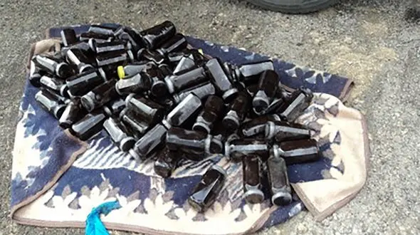 بلعیدن موادمخدر  توسط قاچاقچیان در تعقیب و گریز پلیسی 