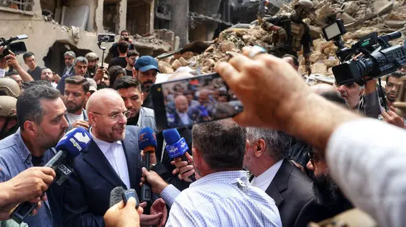 قالیباف در ضاحیه بیروت: رسیدگی به آوارگان این منطقه جزء وظایف ما است 