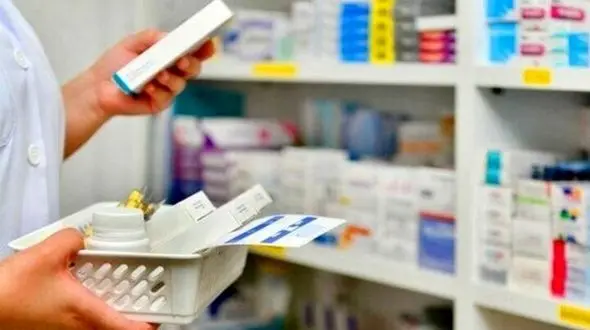 یک قلم داروی بیماران سرطانی یکماهه 800 درصد گران شد/ داروی 5 میلیونی شد 41 میلیون! / نماینده مجلس: دارو گران تر هم می شود