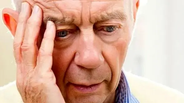 6 نشانه خطرناک از دست دادن حافظه که نباید نادیده بگیرید