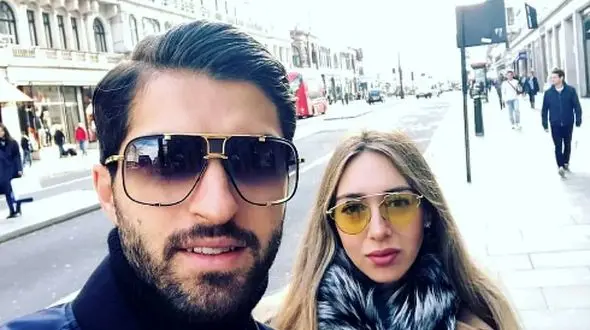 رونمایی از دختر و همسر یونانی کریم انصاری فرد بازیکن تیم ملی / خلاقیت منحصر به فرد کیک تولد مزرعه حیوانات دختر آقای فوتبالیست! 