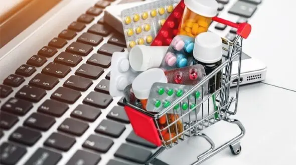 وزارت بهداشت: فروش اینترنتی دارو ممنوع است
