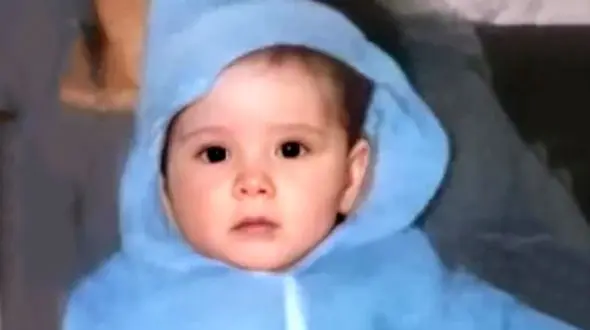 این کودک نازترین خانم بازیگر ایران شد ! / عمرا حدس بزنید ! + عکس ها