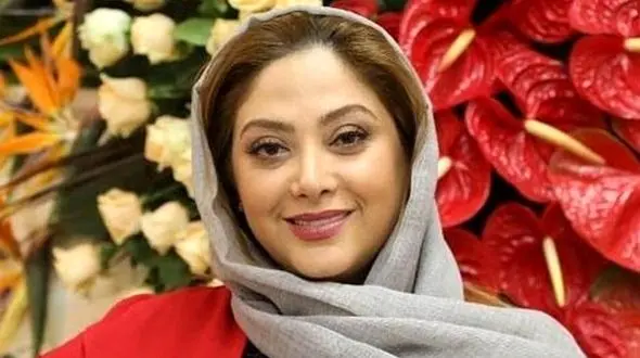 عکس/ نگاهی به کیک تولد 4 طبقه و شاهانه مریم سلطانی با خلاقیت تحسین برانگیز اُوستا قنّاد  تهرانی در تزیین و پخت بی نظیرش / مبارکاا باشه