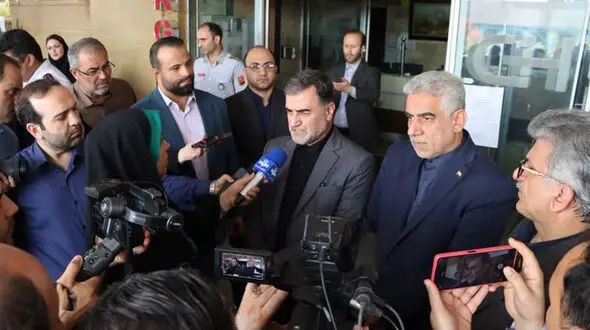 مدیر بیمارستان قائم رشت برکنار شد/عزل برخی مدیران متخلف 