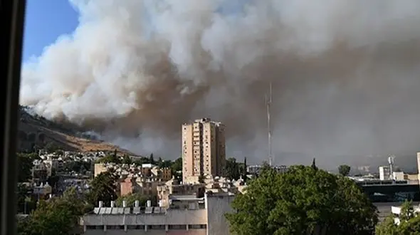 آتش‌سوزی در پایگاه نظامی رژیم صهیونیستی در نزدیکی لبنان + فیلم