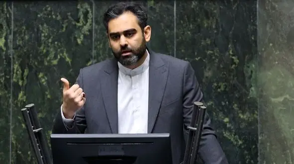 بعد از صحبت‌های صریح رهبر انقلاب که گفتند مذاکرات شرافتمندانه و عاقلانه نیست چه شد که این بحث اتفاق افتاد