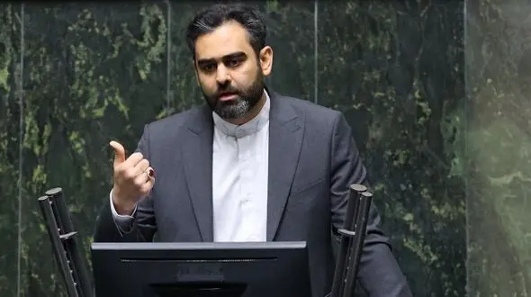 بعد از صحبت‌های صریح رهبر انقلاب که گفتند مذاکرات شرافتمندانه و عاقلانه نیست چه شد که این بحث اتفاق افتاد