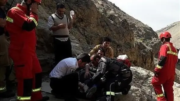 کوهنورد چهارمحال و بختیاری بر اثر سقوط از کوه درگذشت