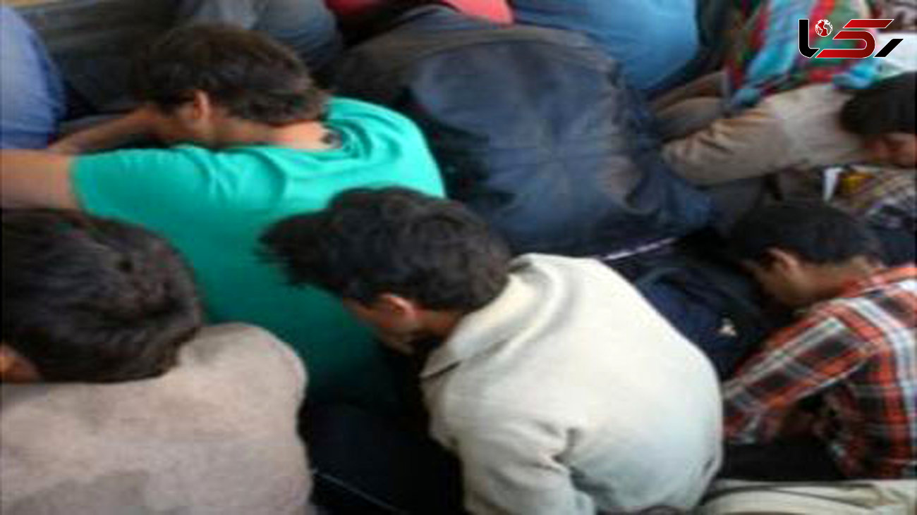 دستگیری 15 سارق و کشف 41 فقره سرقت در "ممسنی "