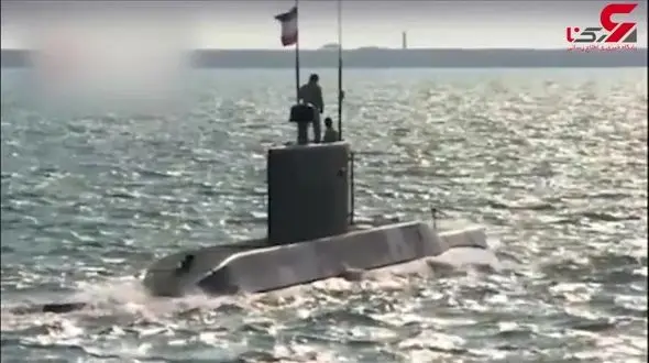 رونمایی از جدیدترین زیردریایی ایران/ ساخت «فاتح» با بیش از ۴۱۲ هزار قطعه + فیلم