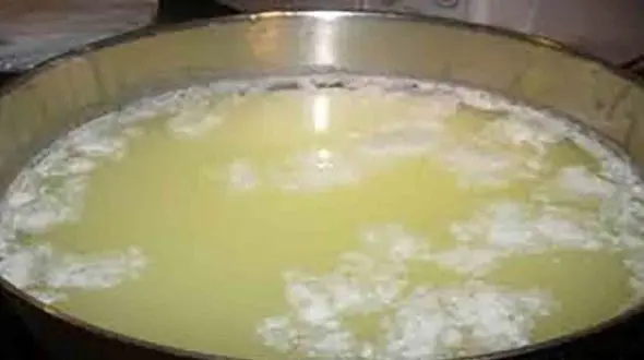 فواید آب ماست برای بدن 