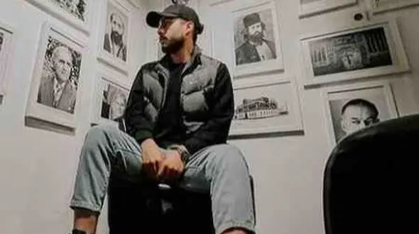 دانلود آواز باشکوه جدید حامیم به نام هوامو داره همه جا/هوامو داره نمیذاره تو دلم بشینه غم باهاش از دلم دوره غم+ متن آهنگ