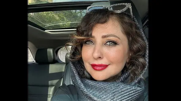 جنجال نفیسه روشن و همسرش ادامه دارد / تیکه سنگین نفیسه روشن به همسر خلبانش